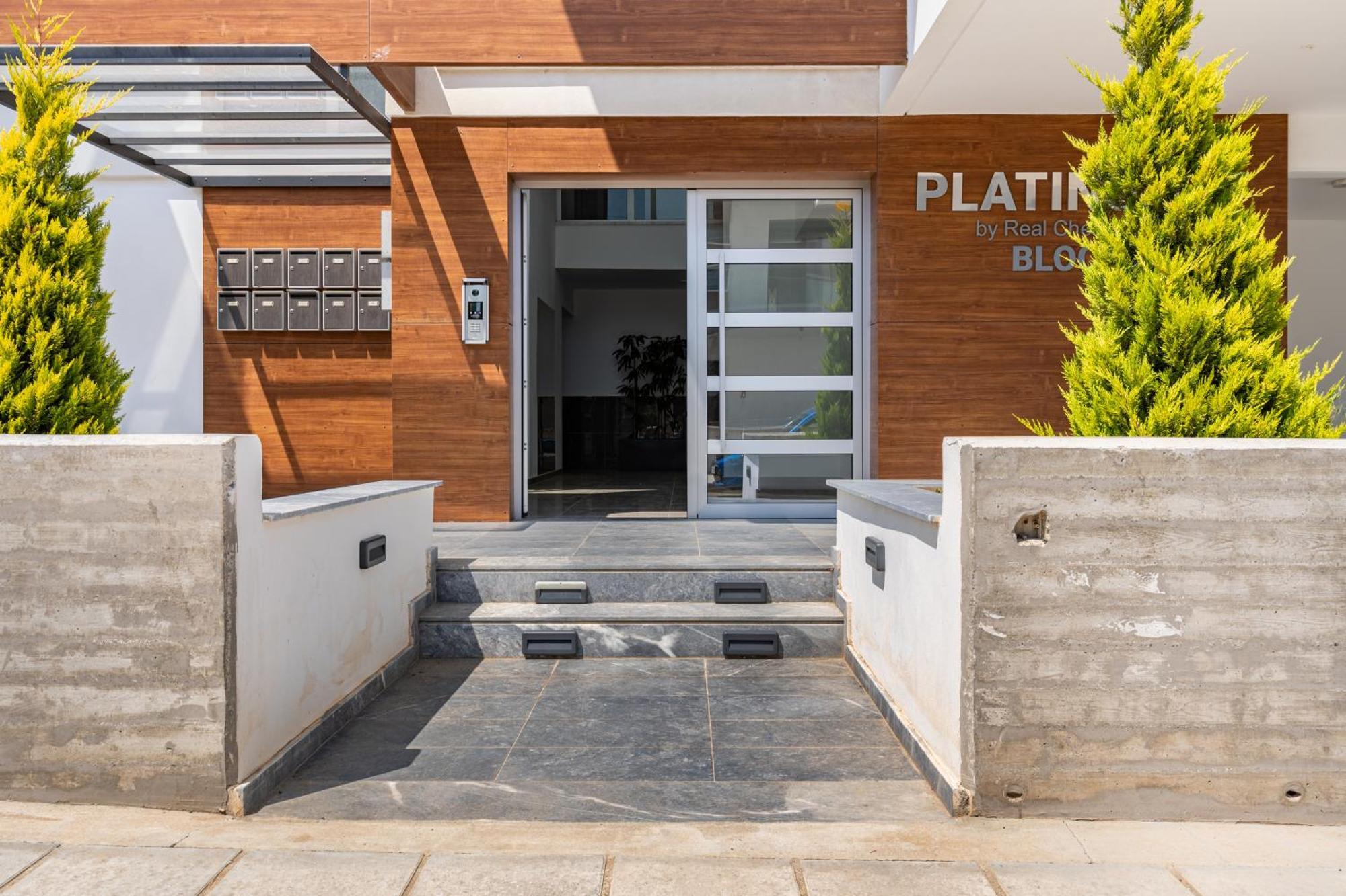 Yamas Urban Living Zakaki Pool Penthouses & Apartments Limassol Exterior photo